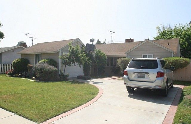 1st image of 17442 Hemmingway St