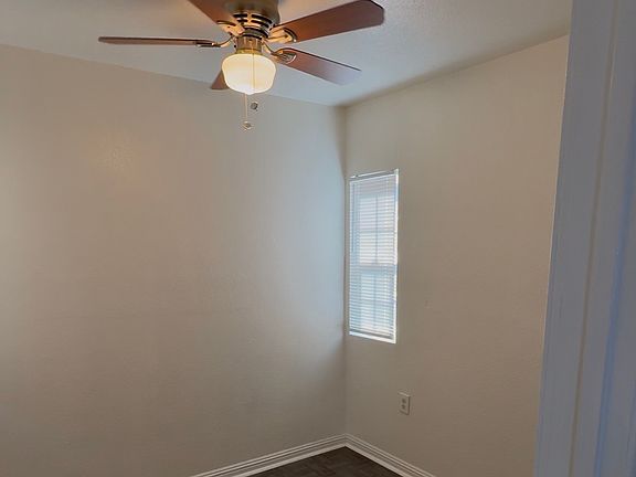 3rd image of 106 1/2 Santa Mariana Ave #106-1/2