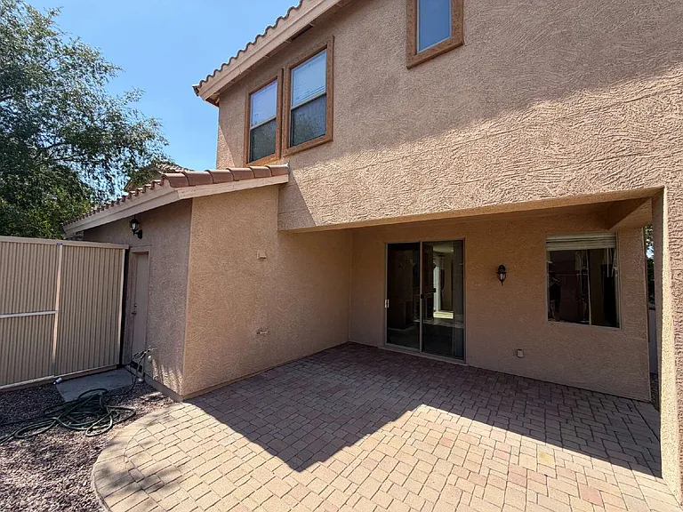 5621 E Adrian Ave — Photo 18