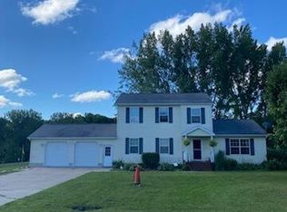 5449 W Golfside Dr, Ludington, MI 49431