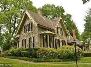 8514 Chapel View Dr, Ellicott City, MD 21043