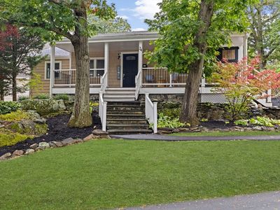 24 Grove Ave, Hingham, MA, 02043