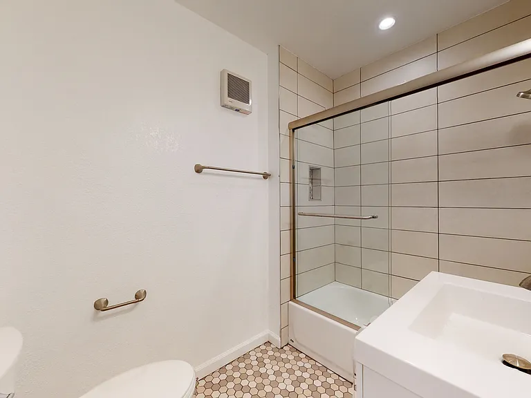 1006 Tilton Ave — Photo 12