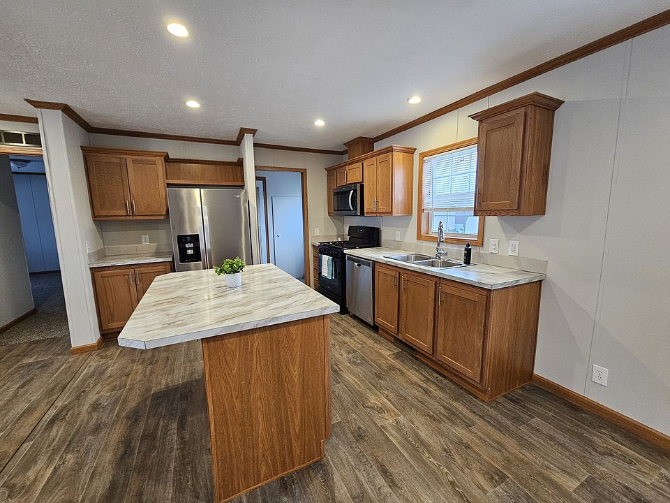 1st image of 5591 Driftwood Ct #182