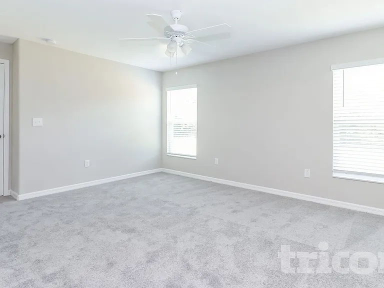 1724 Broad Winged Hawk Dr — Photo 8