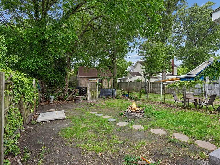 177 D View Ave — Photo 24