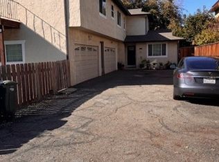 49 Amherst Ave #49, Menlo Park, CA 94025