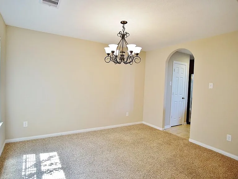 26834 Henson Falls Dr — Photo 3