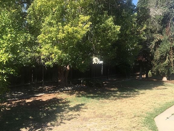 5th image of 1502 N Roosevelt Ave