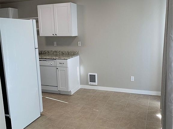 5th image of 1411 Josephine Ct SW