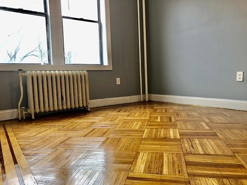 2nd image of 1084 Kennedy Blvd