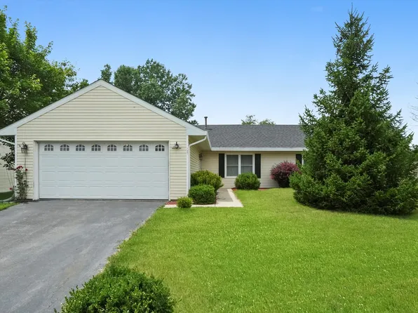 1S670 Manchester Ln, Warrenville, IL 60555