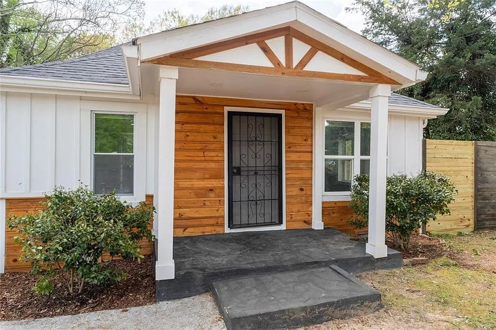 2 bed, 2.0 bath, 1042 sqft, $1,850 — Photo 3