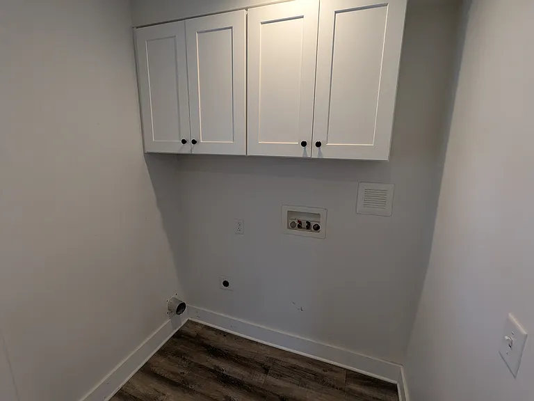 516 Trade St — Photo 7