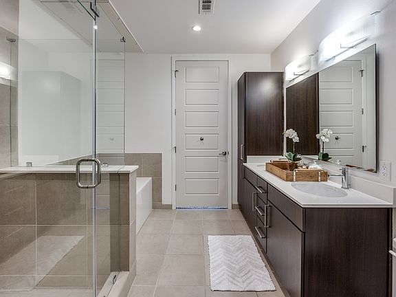 5th image of 1911 Holcombe Blvd #801