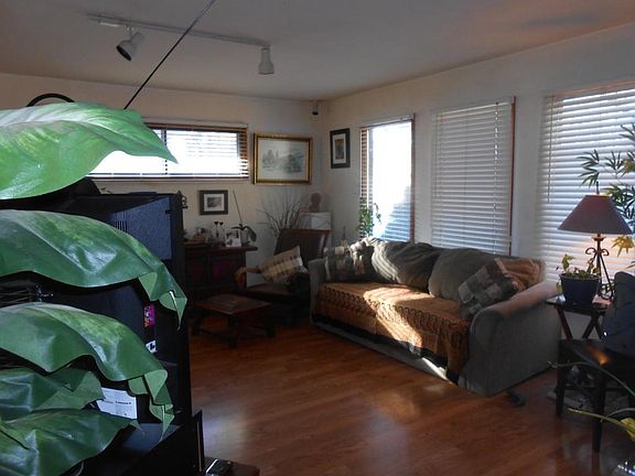 5th image of 6230 N Garden Grove Ln