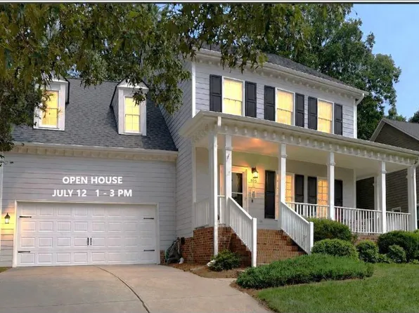105 Sequoia Ct, Cary, NC 27513