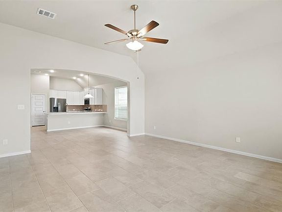 4th image of 4419 Pale Fox Ln