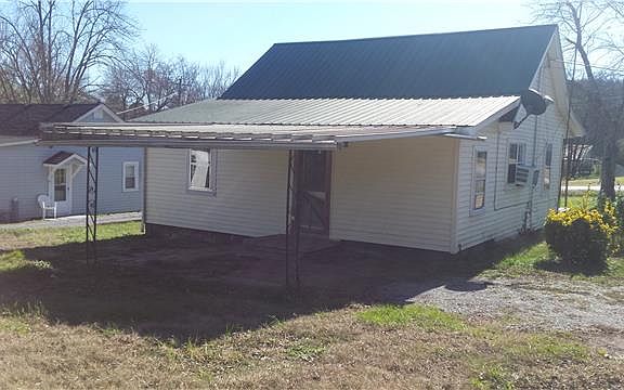 3rd image of 328 Hayes St