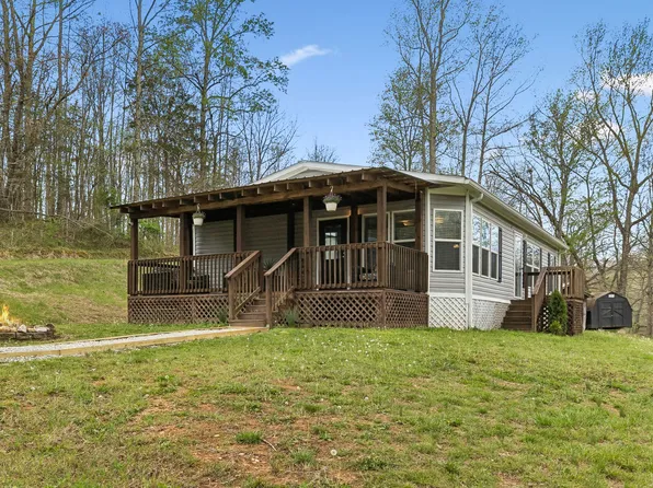 805 Harris Rd, Dickson, TN 37055