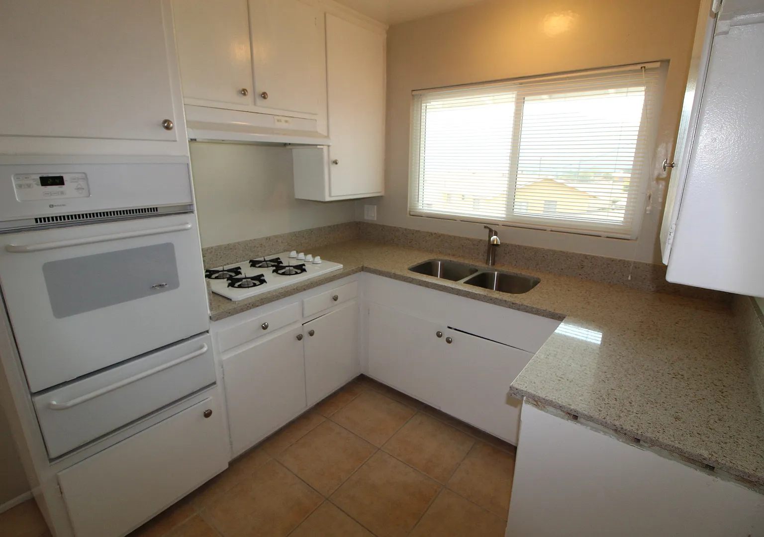 FOOTHILL VILLAGE — Photo 4