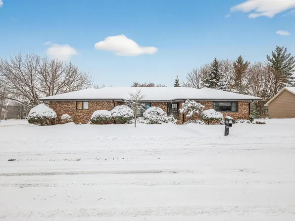 1885 Heather Ct, West Saint Paul, MN 55118