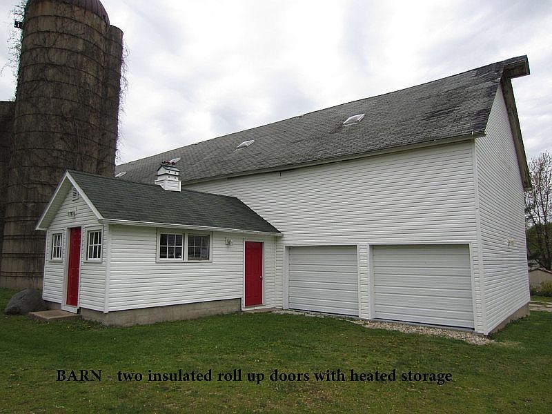 2nd image of 3939 Mill Rd