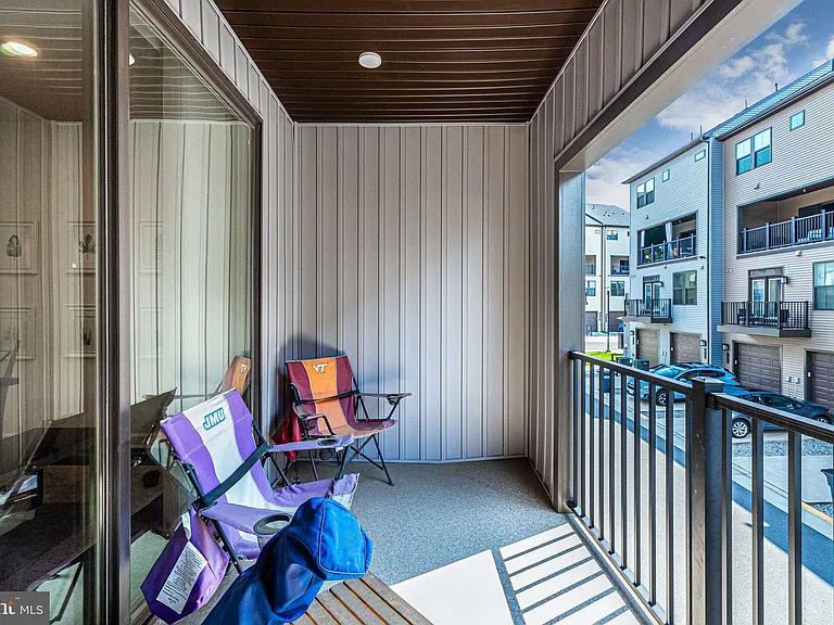 2335 Water Promenade Ave — Photo 55