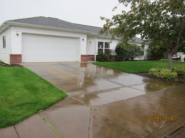 945 W 17th Ave, Junction City, OR 97448