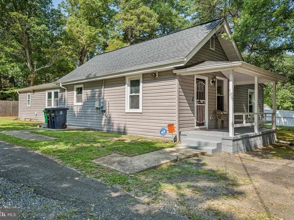 3003 Parkland Dr, District Heights, MD 20747