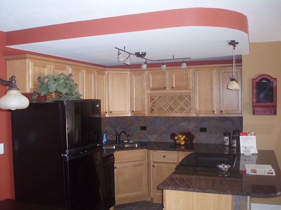 2nd image of 1501 Jefferson Ave #101