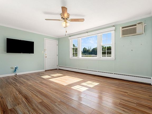4th image of 1 Myles Standish Dr Unit 4