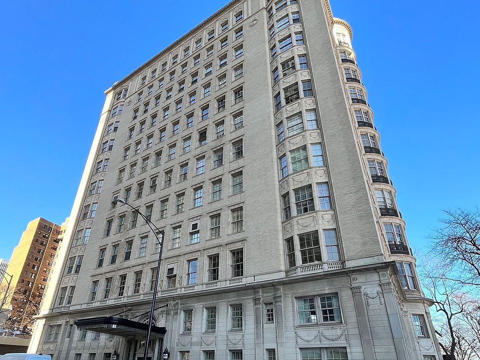 1st image of 1200 N Lake Shore Dr APT 302