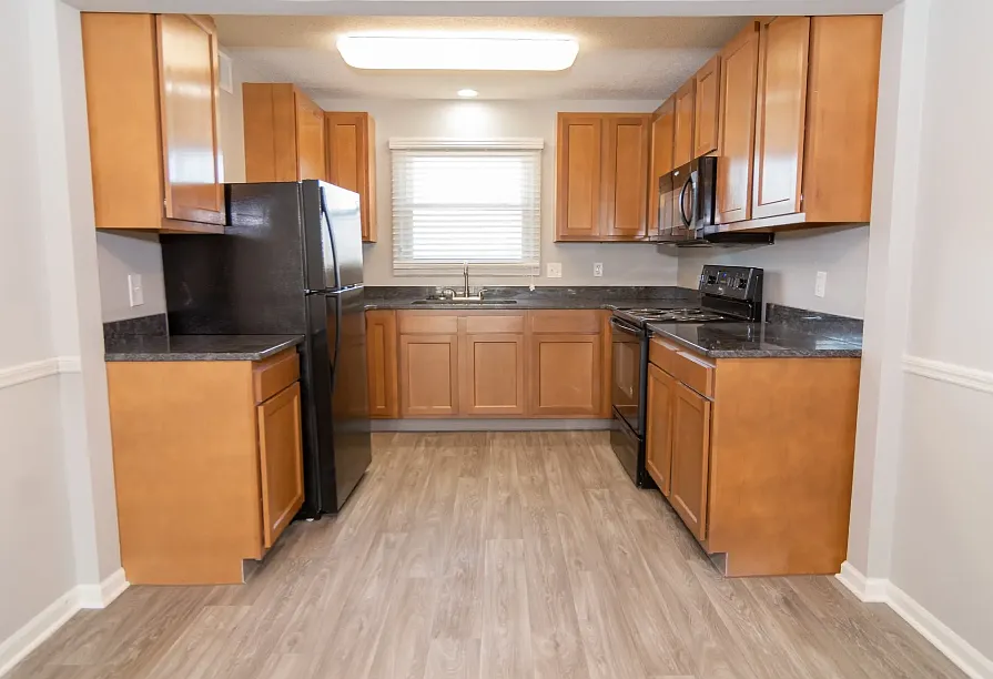 The Heights Apartments — Photo 2