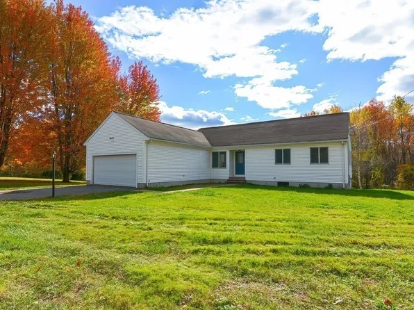 305 West St, Uxbridge, MA 01569