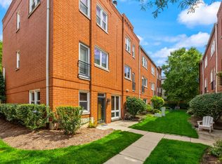 1827 W Oakdale Ave UNIT A, Chicago, IL 60657