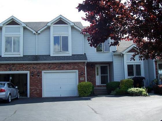 1st image of 25 Niagara Shore Dr