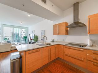 218 SE 14th St APT 2306, Miami, FL 33131