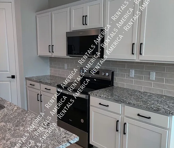36033 W San Clemente Ave — Photo 10