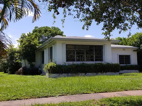 4th image of 4570 N Meridian Ave