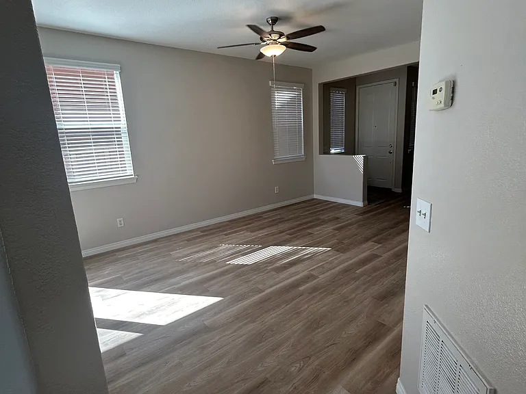 33139 Puffin St — Photo 5