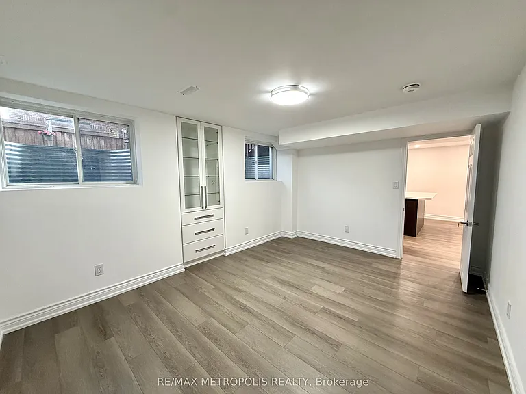 66 Maskell Cres #BASEMENT — Photo 4