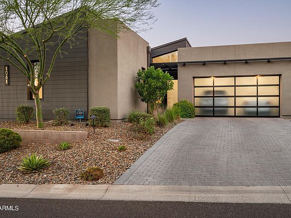 4th image of 37200 N CAVE CREEK Road #1061