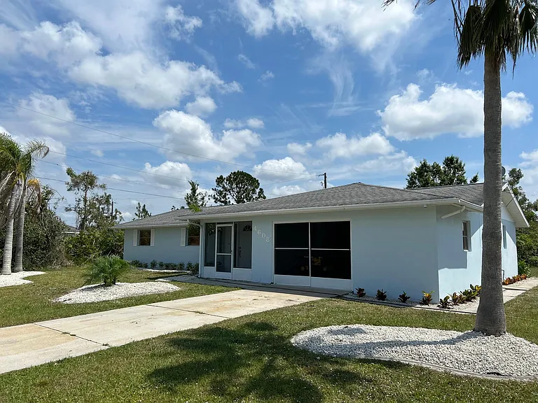 4608 Kempson Ln — Photo 13