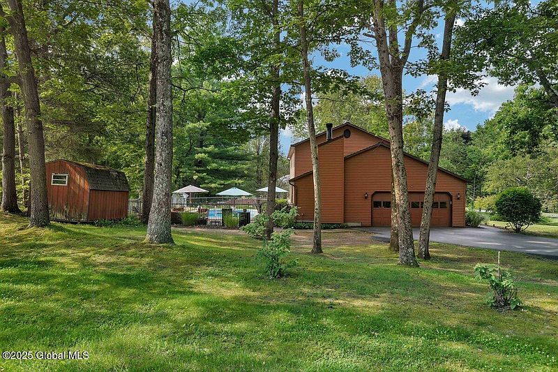 4th image of 12 Marryanne Drive