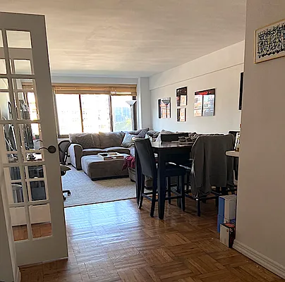 Rented by Level Group | media 8