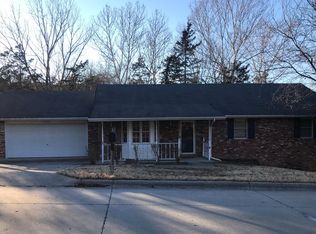 1732 Bunker Hill Rd, Jefferson City, MO 65109