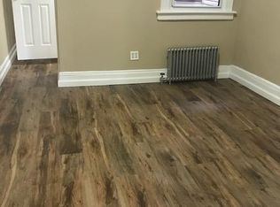 7438 64th Ln, Ridgewood, NY 11385