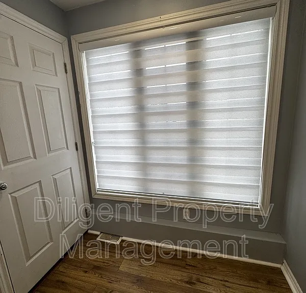 492 King George St #1 — Photo 32