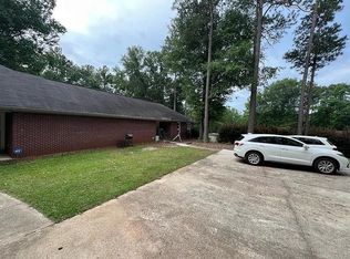 1088 Pierce Rd UNIT B, Phenix City, AL 36867